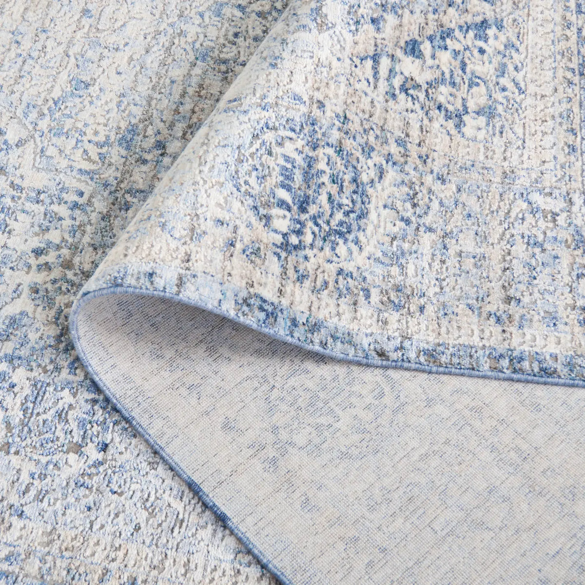 Safavieh Dream 5'-0" x 8'-0" Rug in Grey / Turquoise