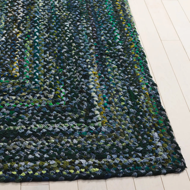 Safavieh Braided 4'-0" x 6'-0" Rug in Dark Green / Blue