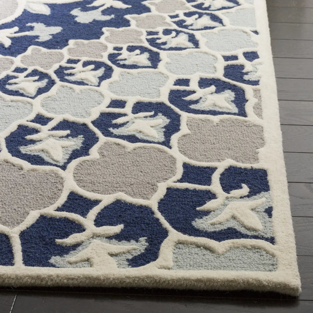 Safavieh Bellagio 5'-0" x 8'-0" Rug in Navy Blue / Ivory