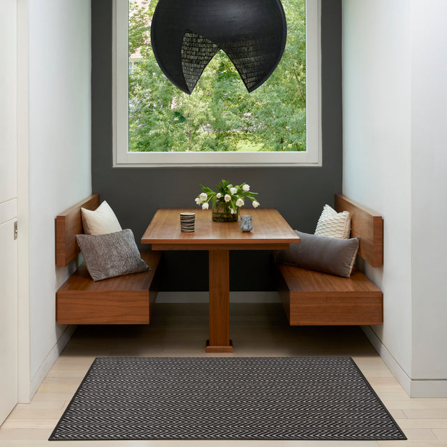 Nourison Horizon Indoor/Outdoor HOZ02 Black Contemporary Area Rugs