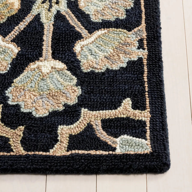 Safavieh Metro 4'-0" x 6'-0" Rug in Black / Beige