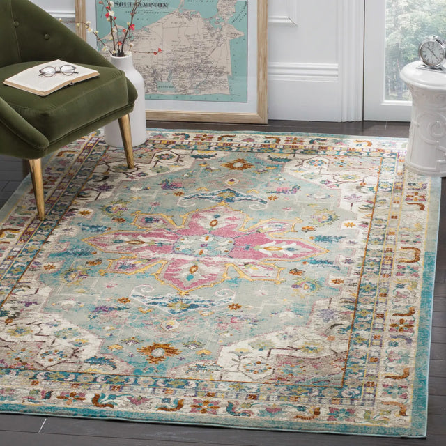 Safavieh Aria 4'-0" x 6'-0" Rug in Green / Creme