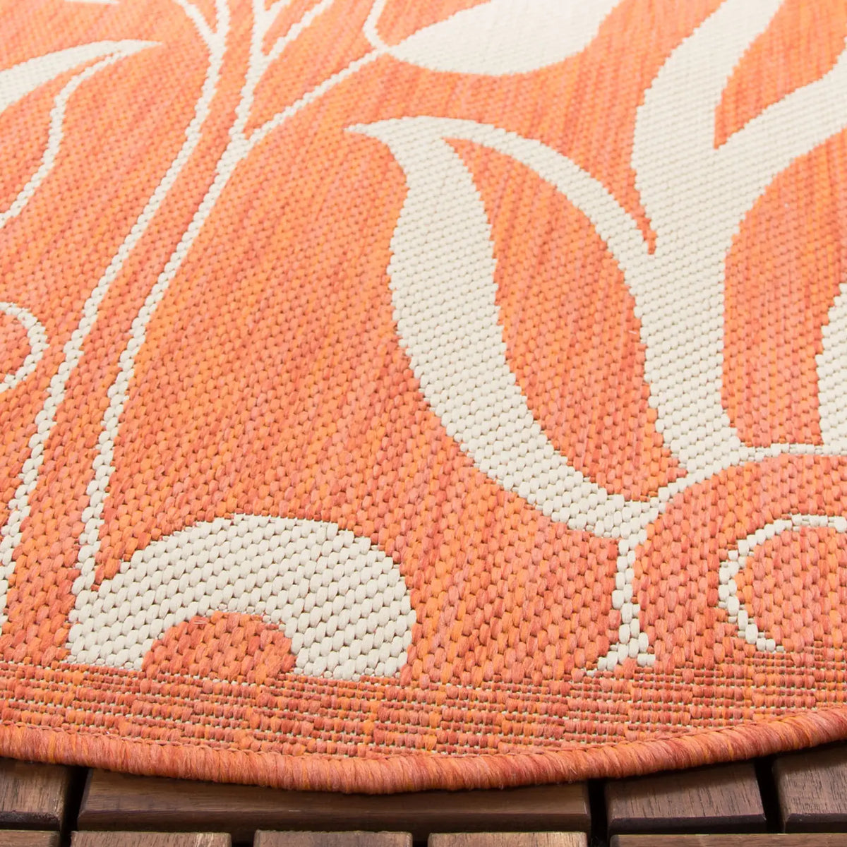 Safavieh Courtyard 5'-3" x 5'-3" Rug in Terracotta / Natural