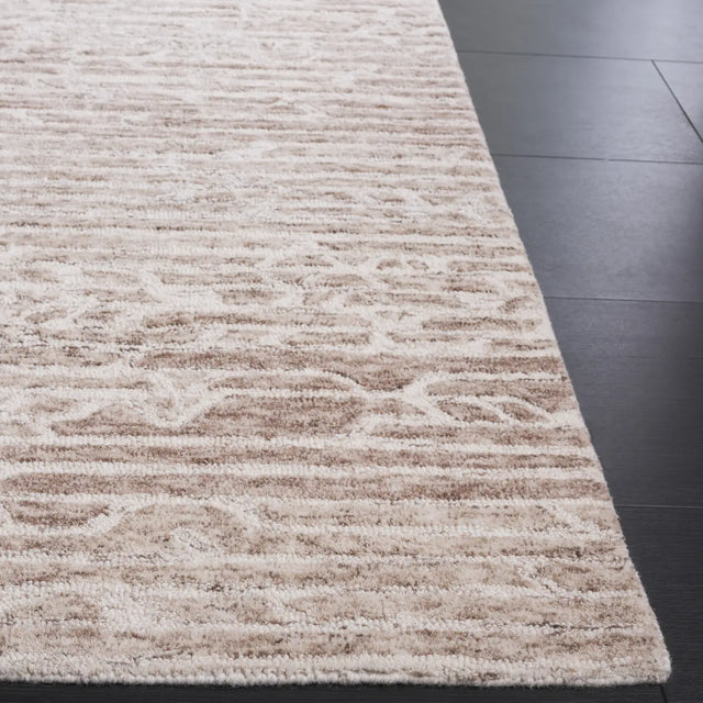 Safavieh Ebony 4'-0" x 6'-0" Rug in Light Brown / Ivory