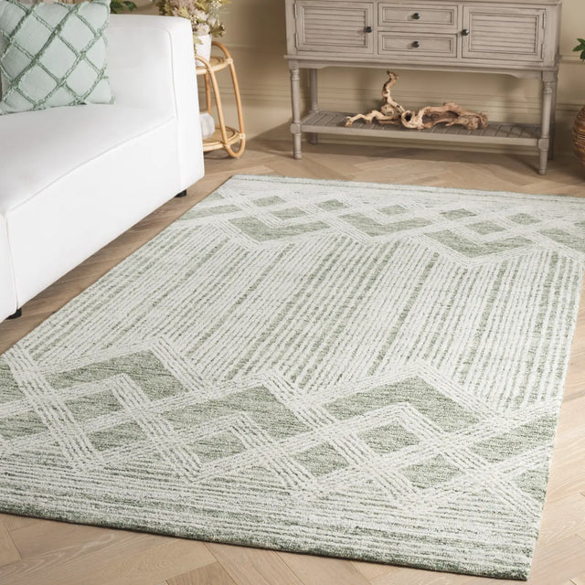 Safavieh Pine 4'-0" x 6'-0" Rug in Sage / Ivory