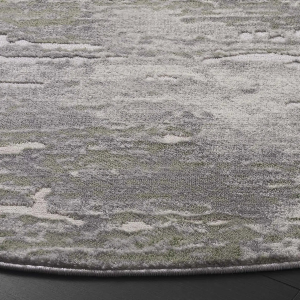 Safavieh Prestige 6'-7" x 6'-7" Rug in Ivory / Light Green