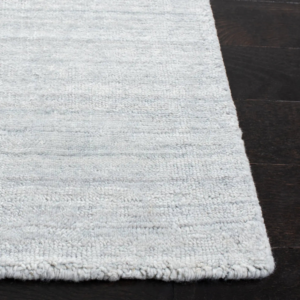 Safavieh Mirage 4'-0" x 6'-0" Rug in Beige