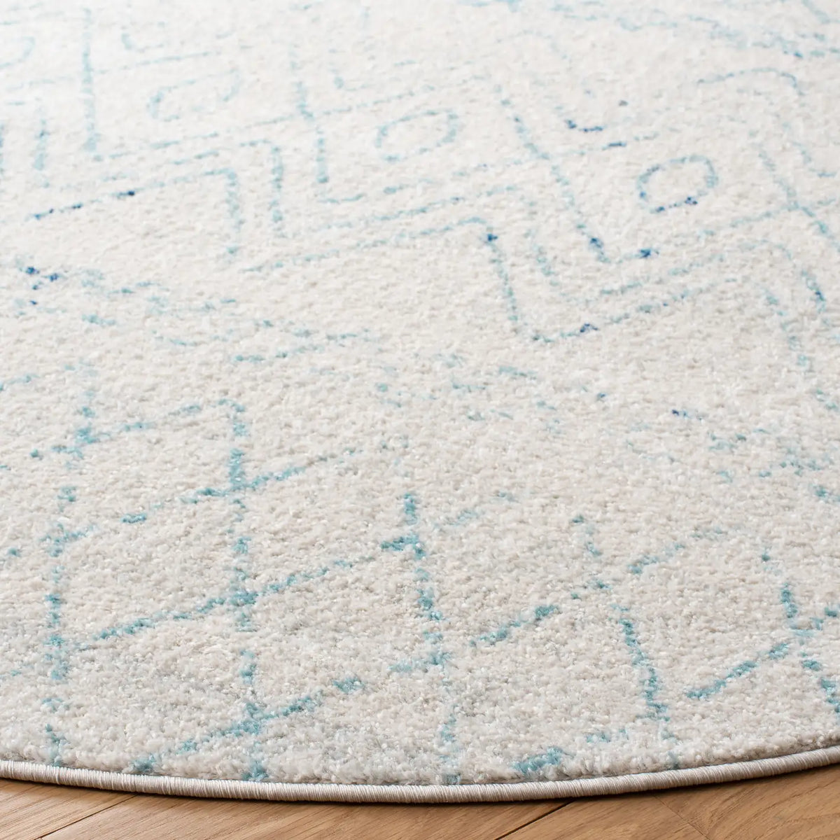 Safavieh Madison 700 6'-7" x 6'-7" Rug in Ivory / Aqua