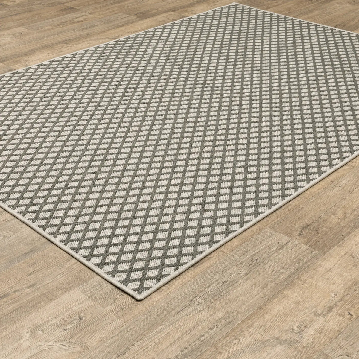 Oriental Weavers Torrey 501H1 Beige/ Grey Rug - angle detail