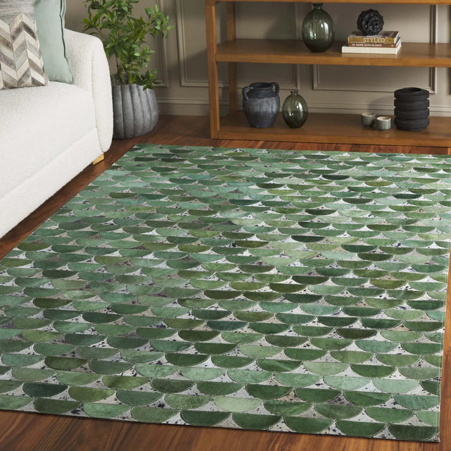 Safavieh Studio Leather 4'-0" x 6'-0" Rug in Green / Grey