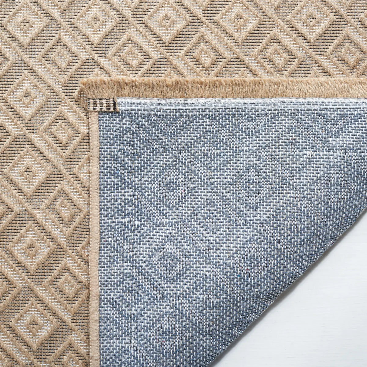 Safavieh Aspect 4'-0" x 6'-0" Rug in Natural / Ivory