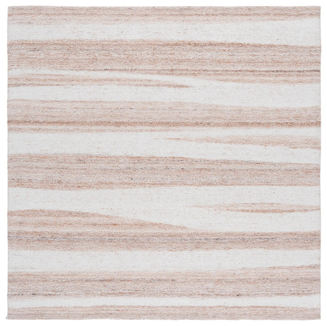 Safavieh Sahara 6'-0" x 6'-0" Rug in Natural / Ivory