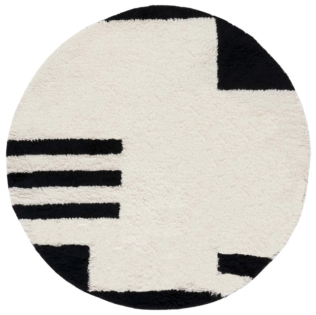 Safavieh Casablanca 6'-0" x 6'-0" Rug in Black / Ivory