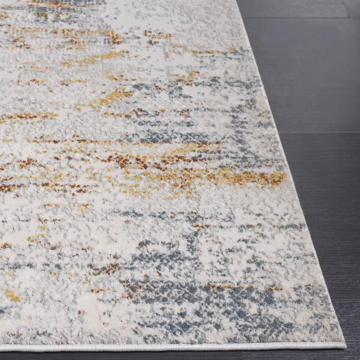 Safavieh Princeton 4'-0" x 6'-0" Rug in Light Beige / Grey