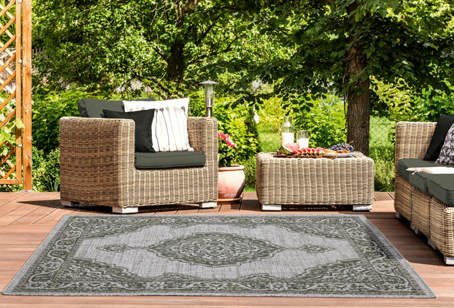 United Weavers Augusta Sant Andrea Green (3900-10245) Rugs