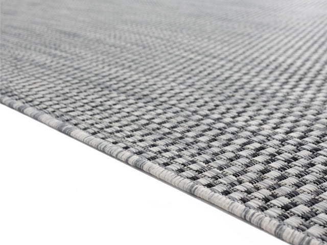 United Weavers Augusta Dominical Black (3900-10570) Rugs