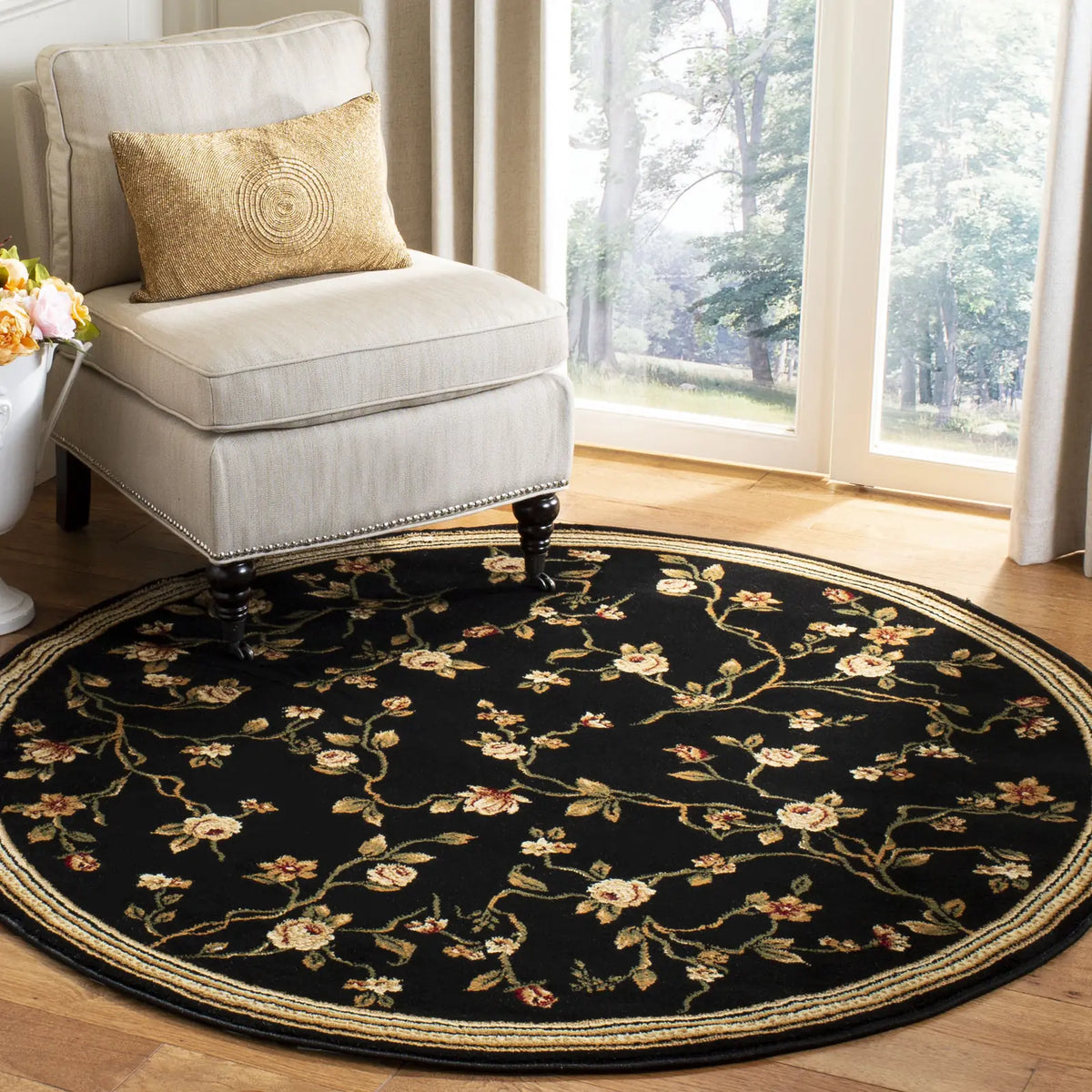 Safavieh Lyndhurst 5'-3" x 5'-3" Rug in Black