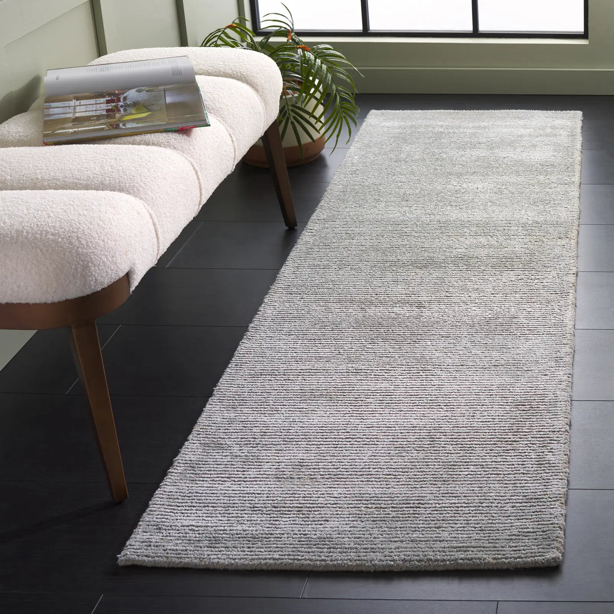 Safavieh Himalaya 2'-3" x 10'-0" Rug in Grey