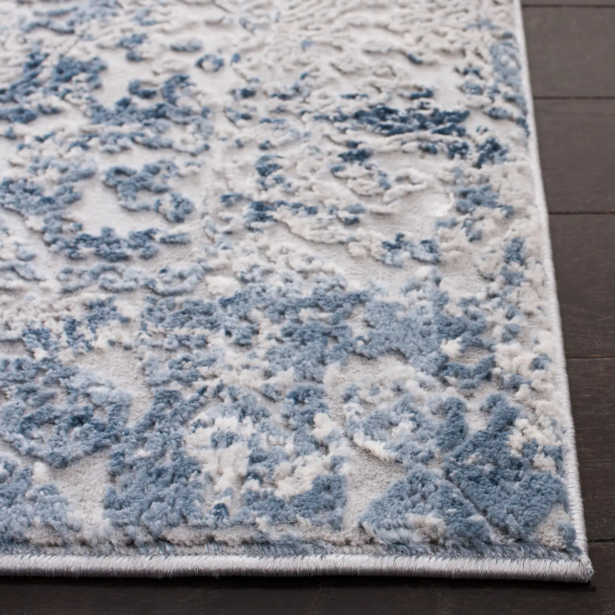 Safavieh Invista 4'-0" x 6'-0" Rug in Grey / Ivory