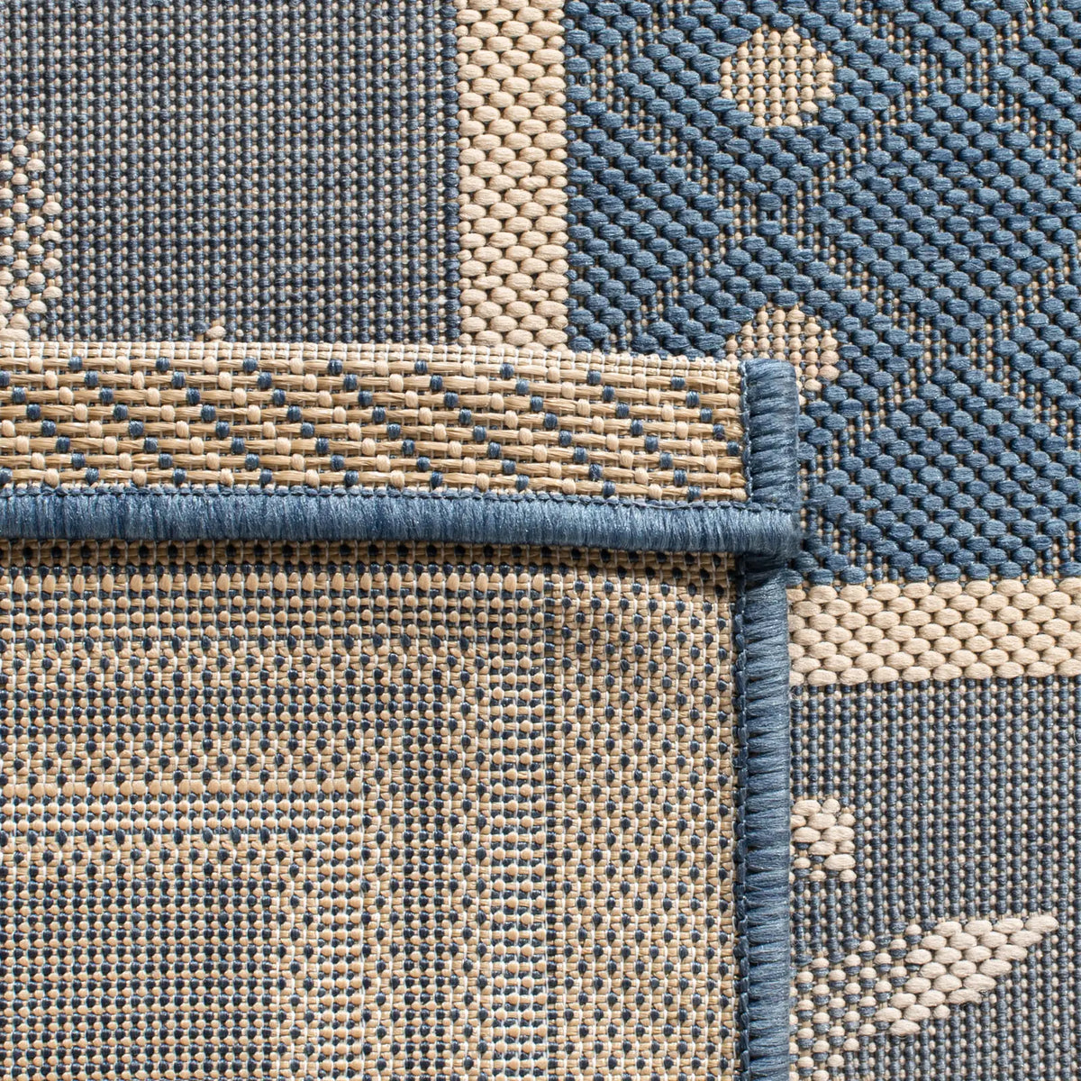 Safavieh Courtyard 6'-7" x 9'-6" Rug in Blue / Ivory
