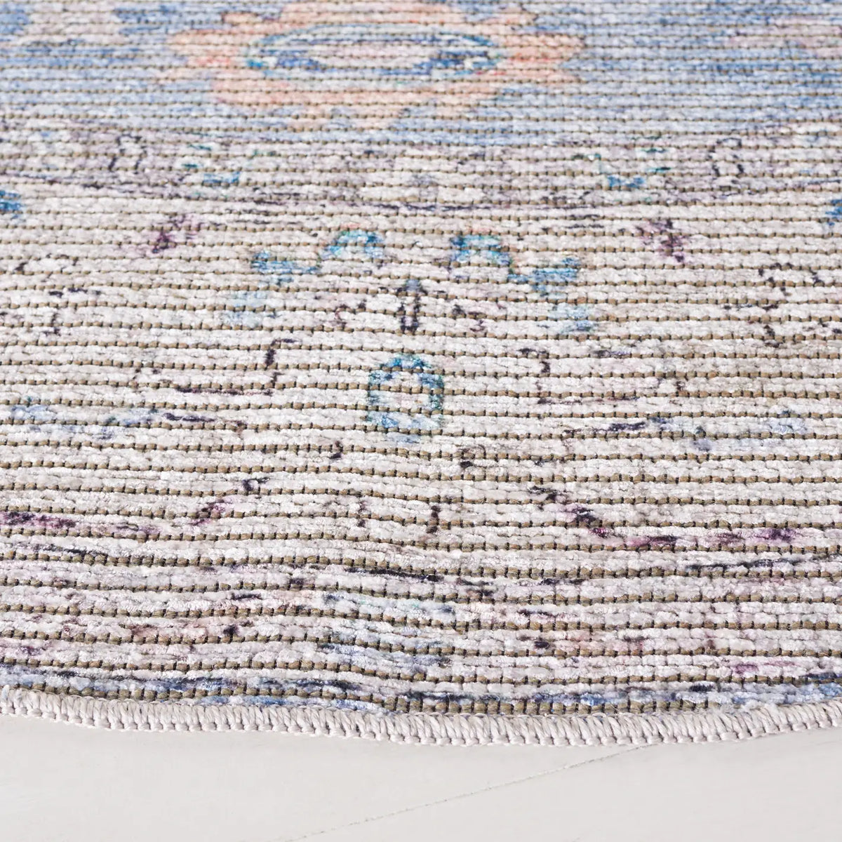 Safavieh Serapi 6'-7" x 6'-7" Rug in Blue / Beige