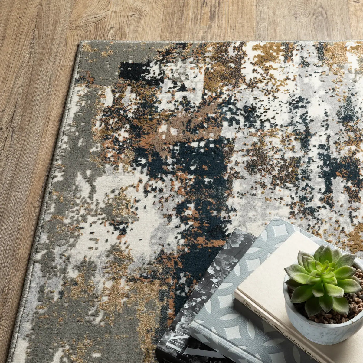 Oriental Weavers Sphinx Bowen 4928X-Bo Grey / Gold Rugs - corner detail