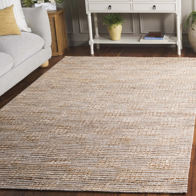 Safavieh Natural Fiber 4'-0" x 6'-0" Rug in Natural / Ivory