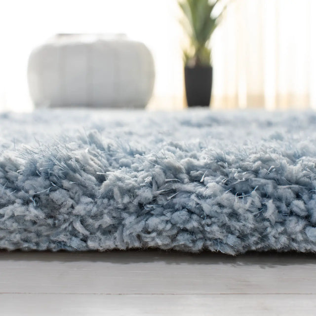 Safavieh Florence Shag 5'-0" x 8'-0" Rug in Light Blue