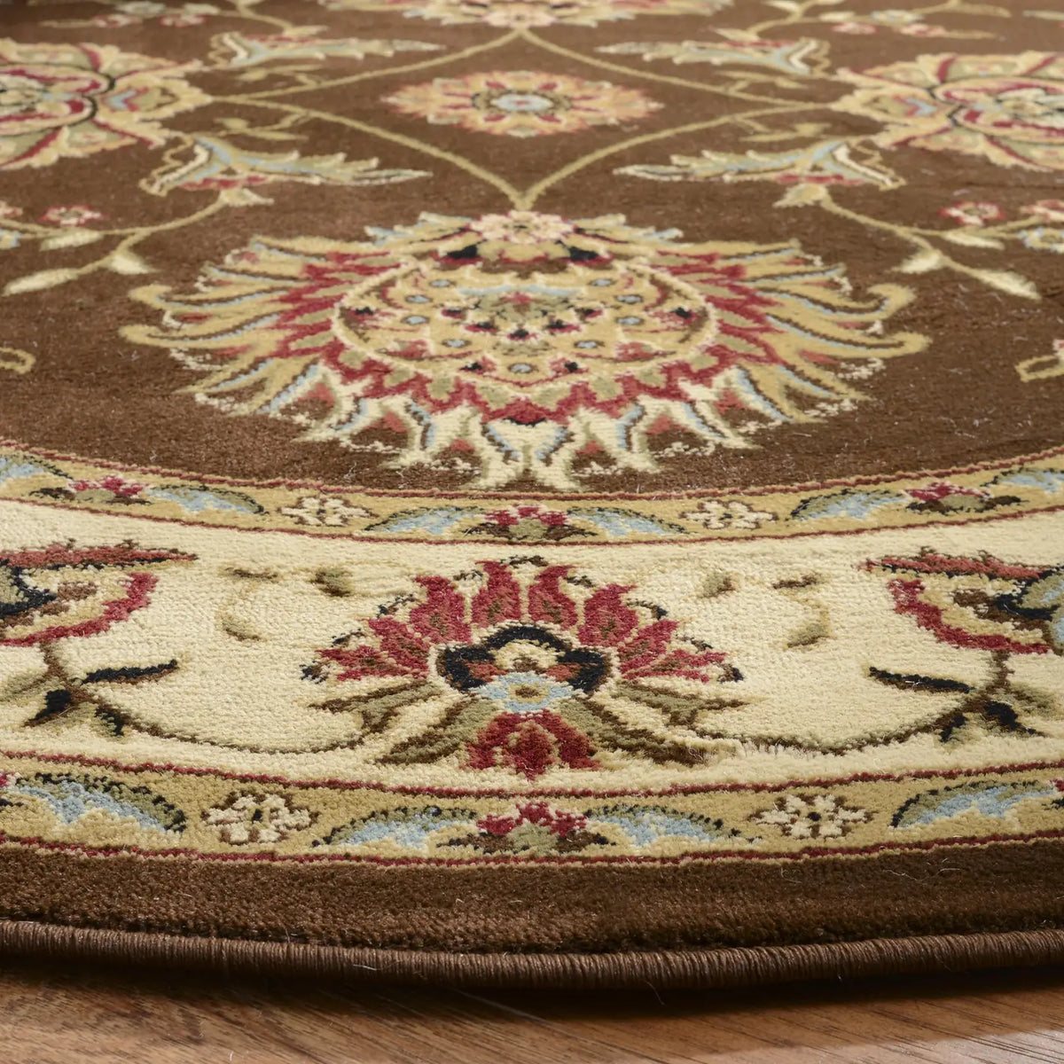 Safavieh Lyndhurst 5'-3" x 5'-3" Rug in Brown / Ivory