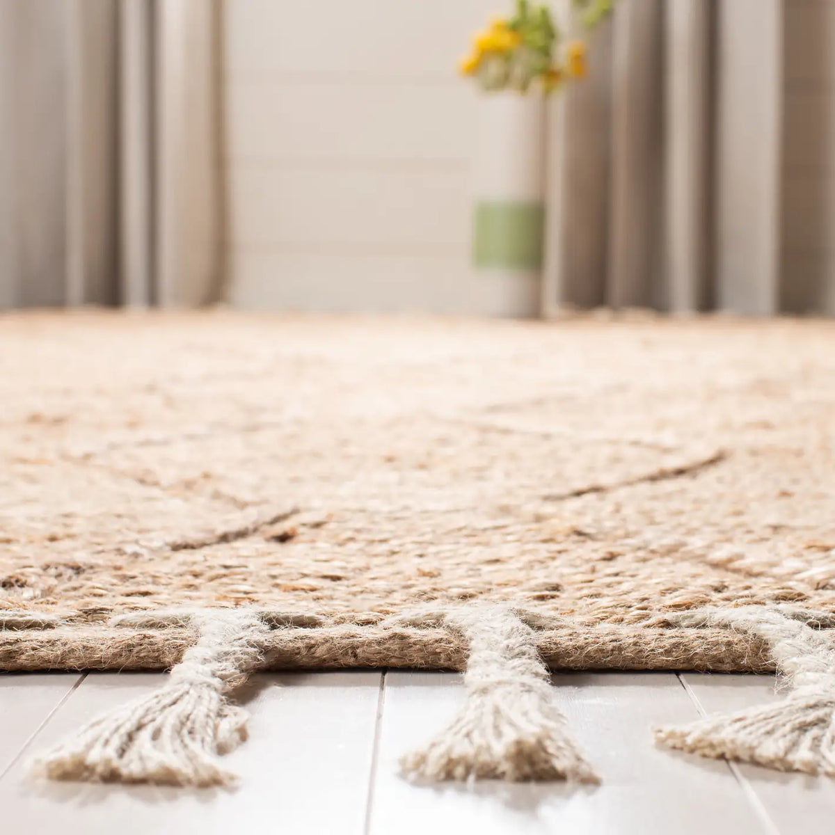 Safavieh Natural Fiber 4'-0" x 6'-0" Rug in Natural