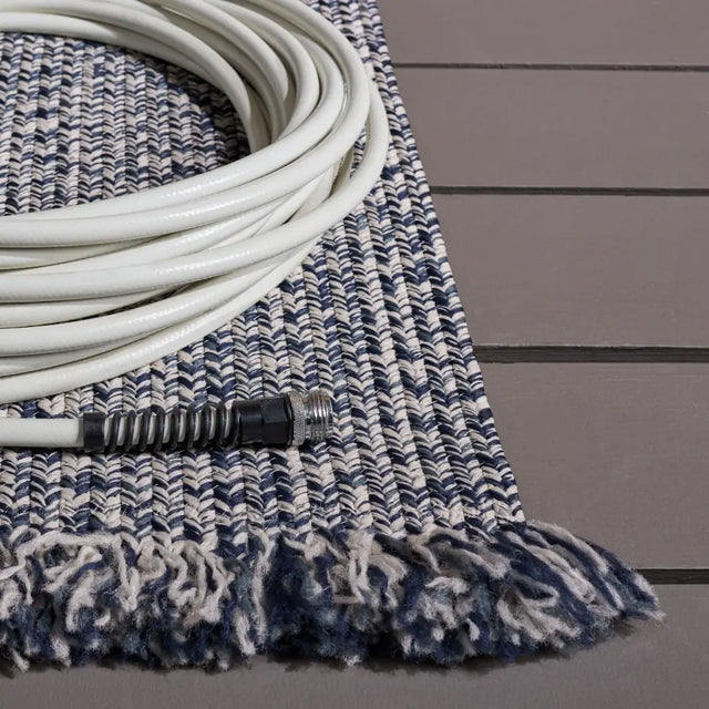 Safavieh Braided 300 5'-0" x 8'-0" Rug in Navy
