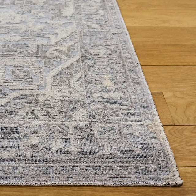 Safavieh Miranda 5'-0" x 8'-0" Rug in Grey / Ivory