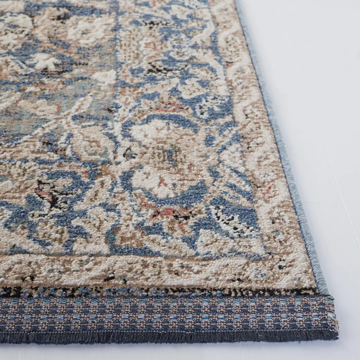 Safavieh Vivaldi 5'-3" x 7'-6" Rug in Navy / Ivory
