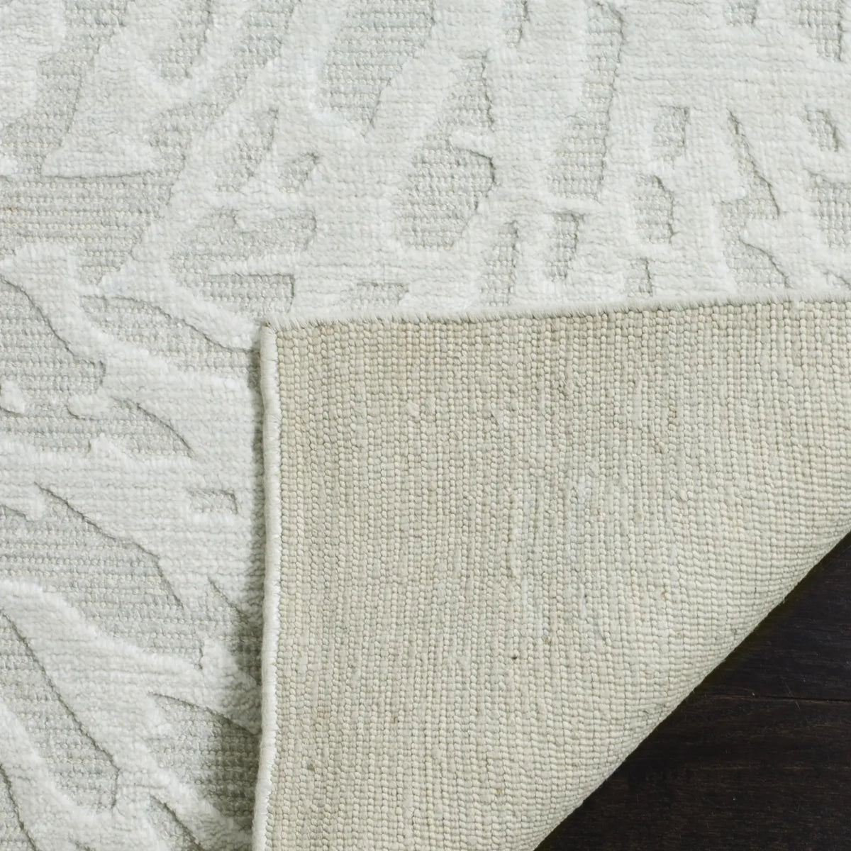 Safavieh Mirage 5'-0" x 8'-0" Rug in Light Grey