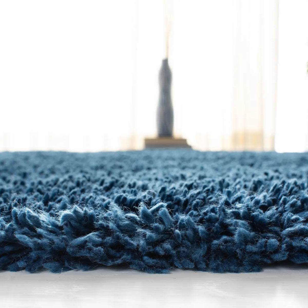 Safavieh Fontana Shag 800 4'-0" x 6'-0" Rug in Blue