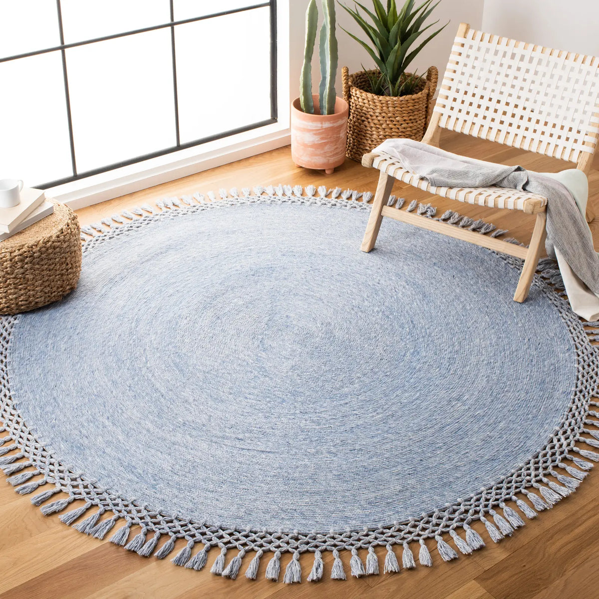 Safavieh Sahara 5'-0" x 5'-0" Rug in Blue Denim