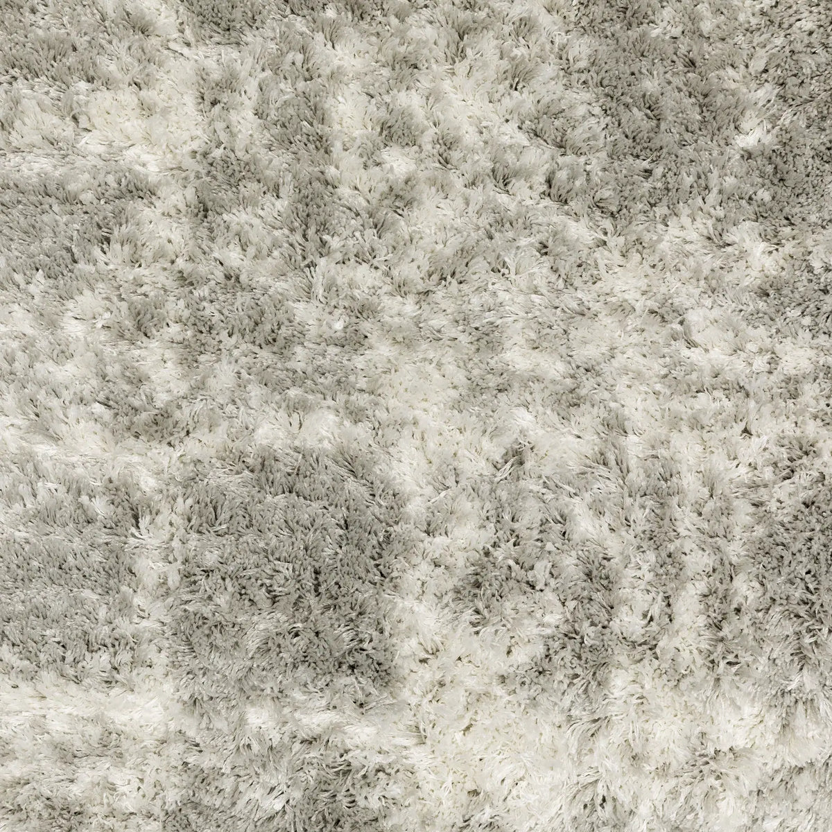 Oriental Weavers Verona 142E6 Grey/ Ivory Rug - room scene 2