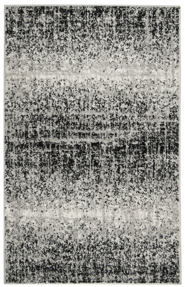 Safavieh Adirondack 2'-6" x 4'-0" Rug in Silver / Black