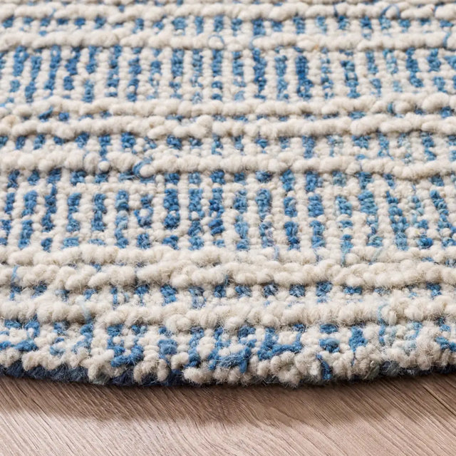 Safavieh Metro 6'-0" x 6'-0" Rug in Blue / Ivory
