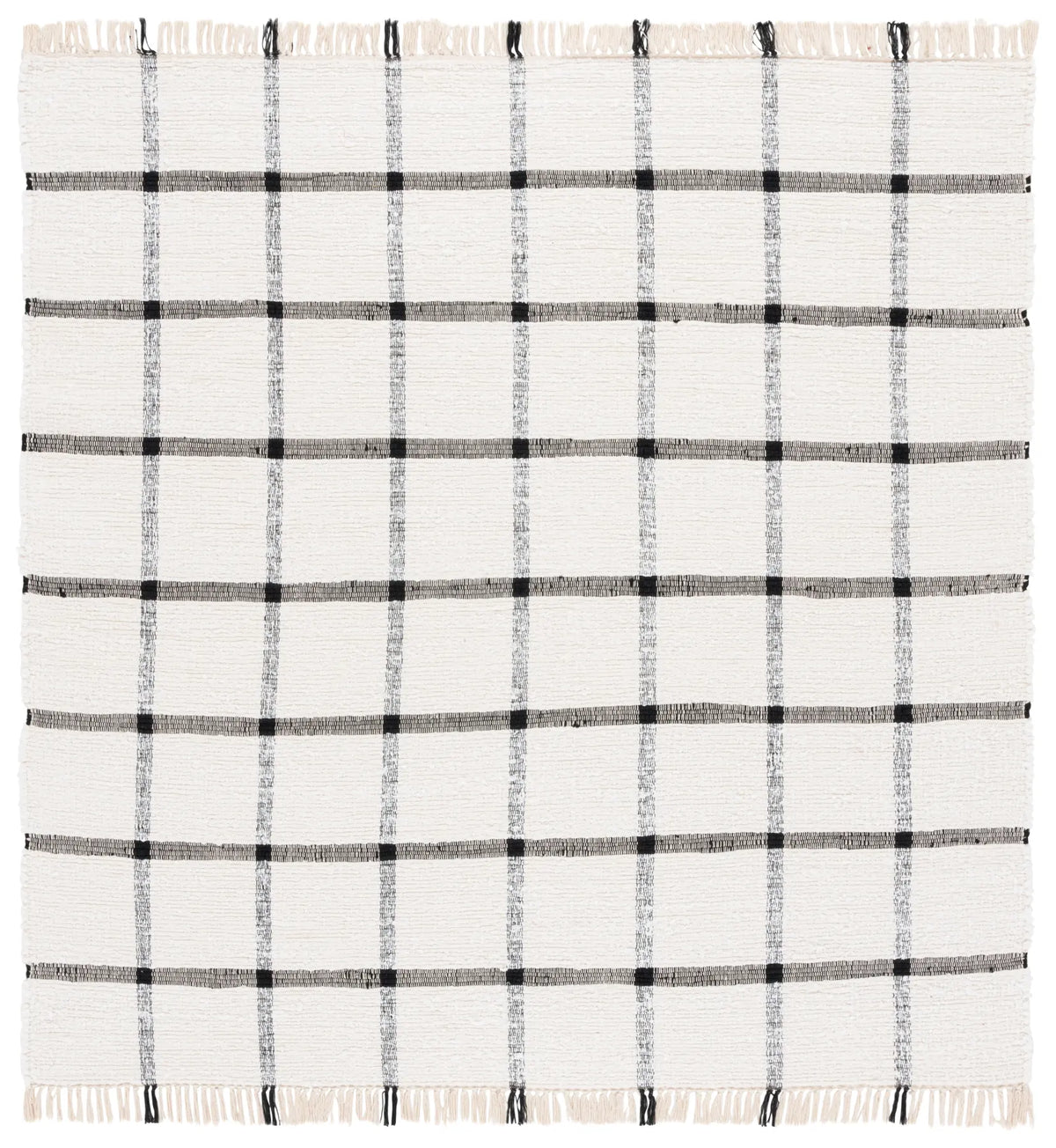 Safavieh Montauk 6'-0" x 6'-0" Rug in Ivory / Black