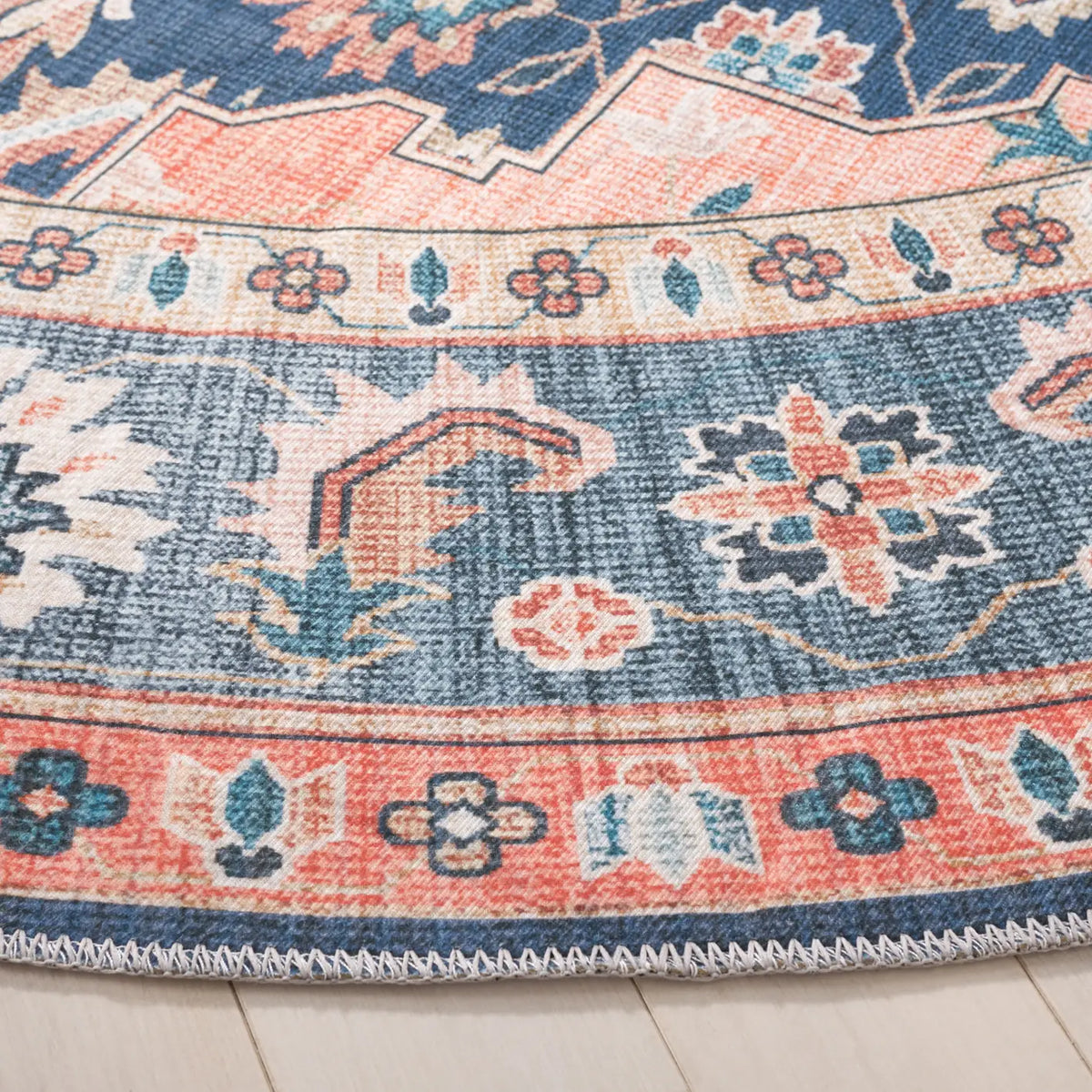 Safavieh Arizona 6'-0" x 6'-0" Rug in Blue / Rust