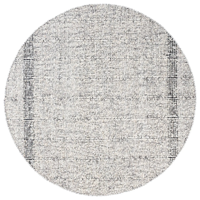 Safavieh Manhattan 6'-0" x 6'-0" Rug in Ivory / Black