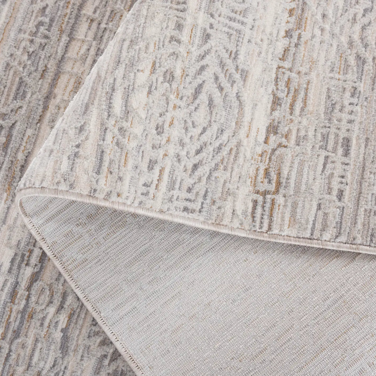 Safavieh Martha Stewart Sabrina 2'-6" x 10'-0" Rug in Ivory / Beige