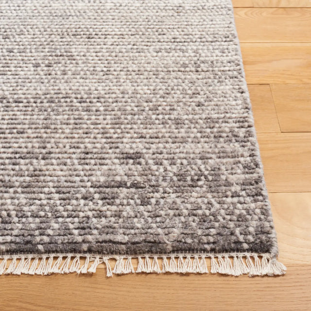 Safavieh Nomad 6'-0" x 9'-0" Rug in Grey / Ivory
