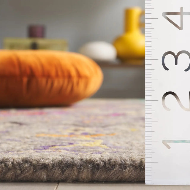 Safavieh Blossom 5'-0" x 8'-0" Rug in Grey / Multi