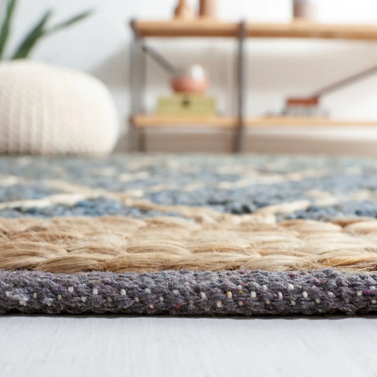 Safavieh Natural Fiber 4'-0" x 6'-0" Rug in Blue