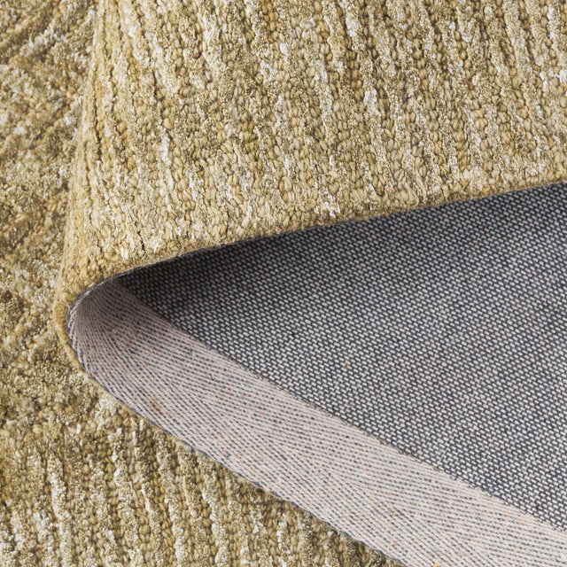 Safavieh Soho 4'-0" x 6'-0" Rug in Green