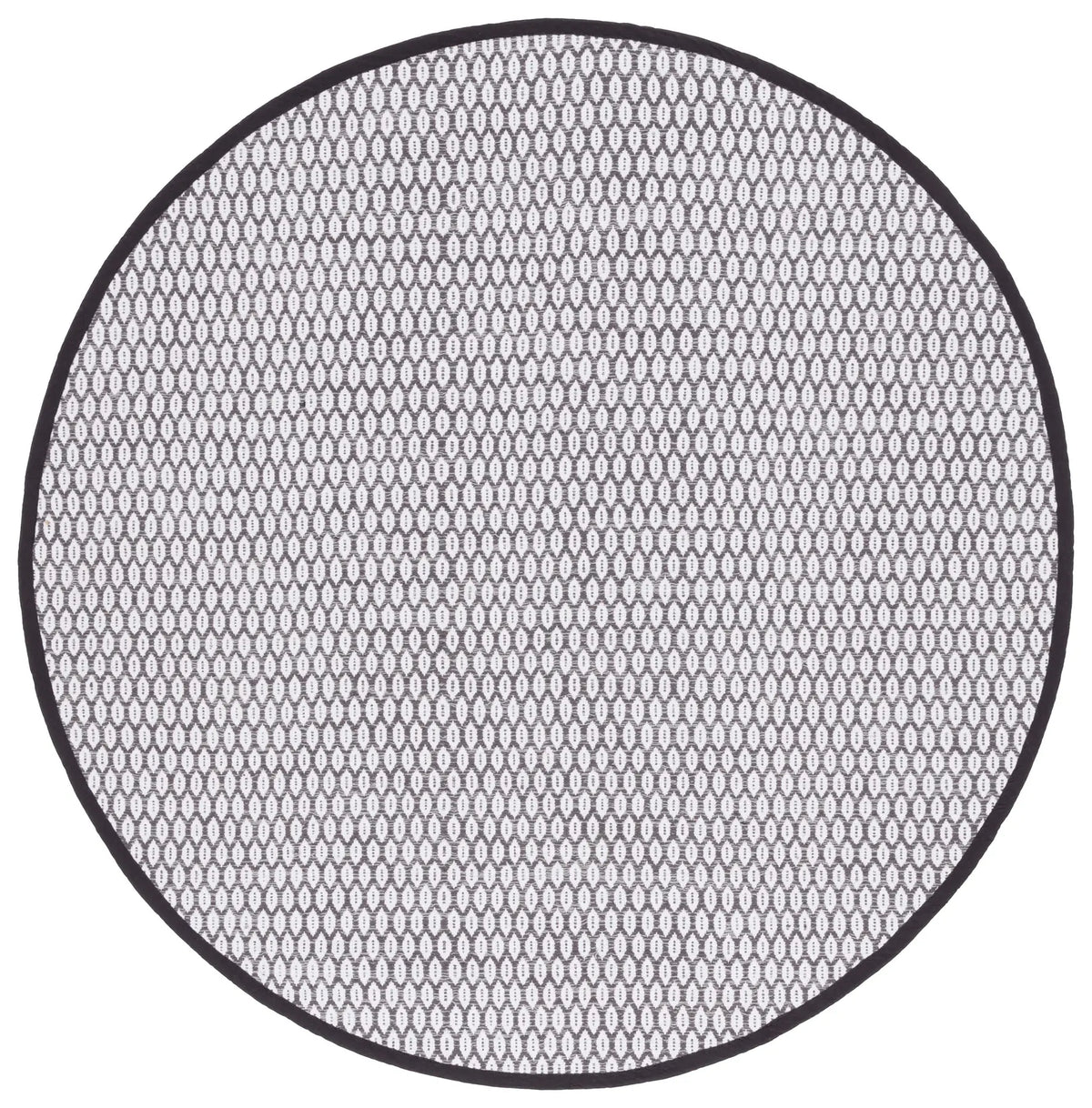 Safavieh Montauk 6'-0" x 6'-0" Rug in Charcoal / Ivory
