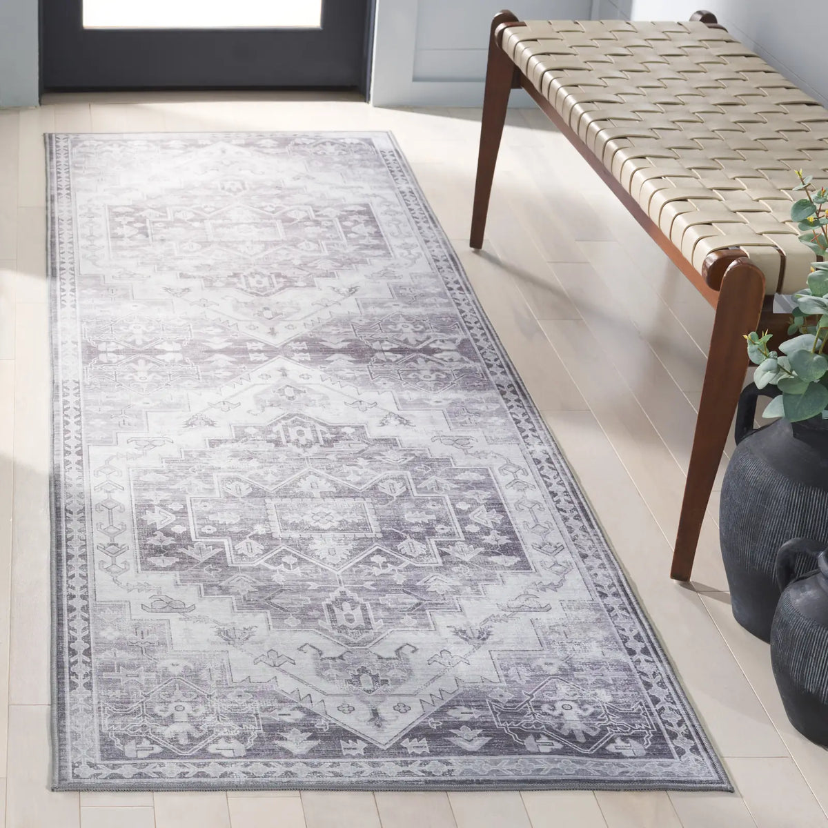 Safavieh Tucson 2'-6" x 8'-0" Rug in Grey / Light Grey