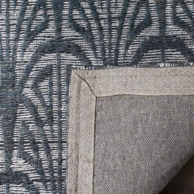 Safavieh Cape Cod 4'-0" x 6'-0" Rug in Slate / Ivory